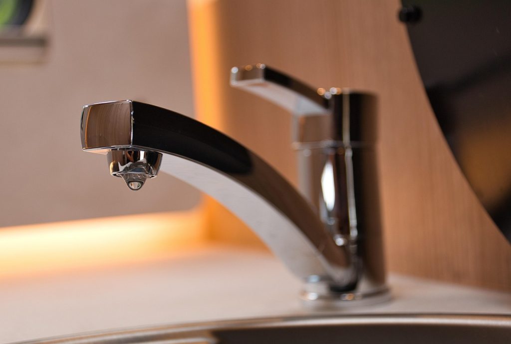 leaky bathroom faucet